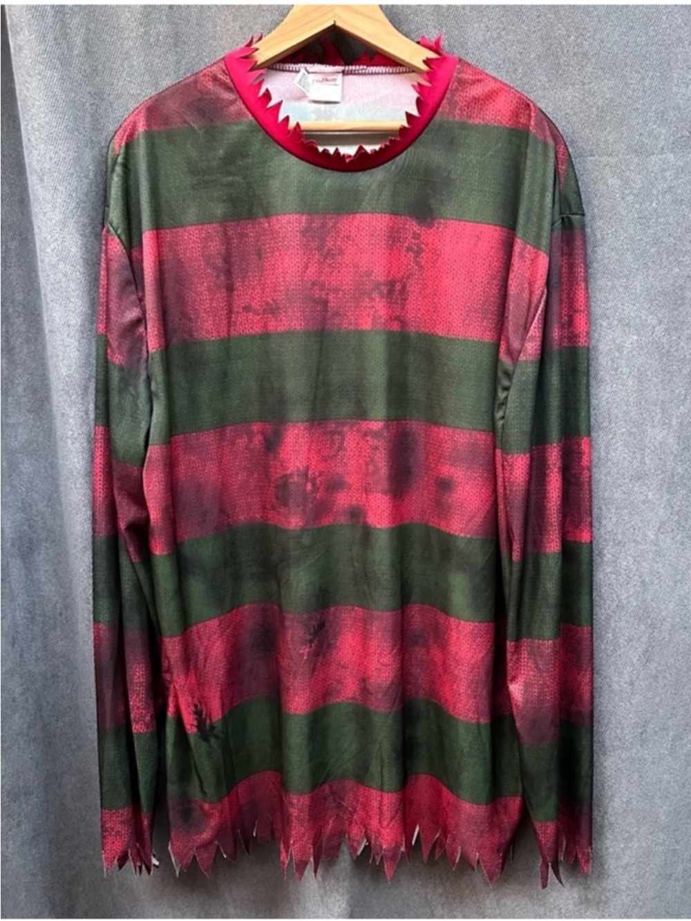 A Nightmare On Elm Street costume shirt  men’s XL Freddie Krueger